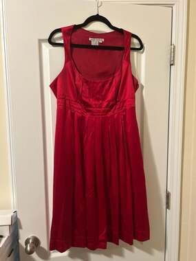 Maggy London Red 100% Silk Pleated Empire Waist Cocktail Dress Size 12